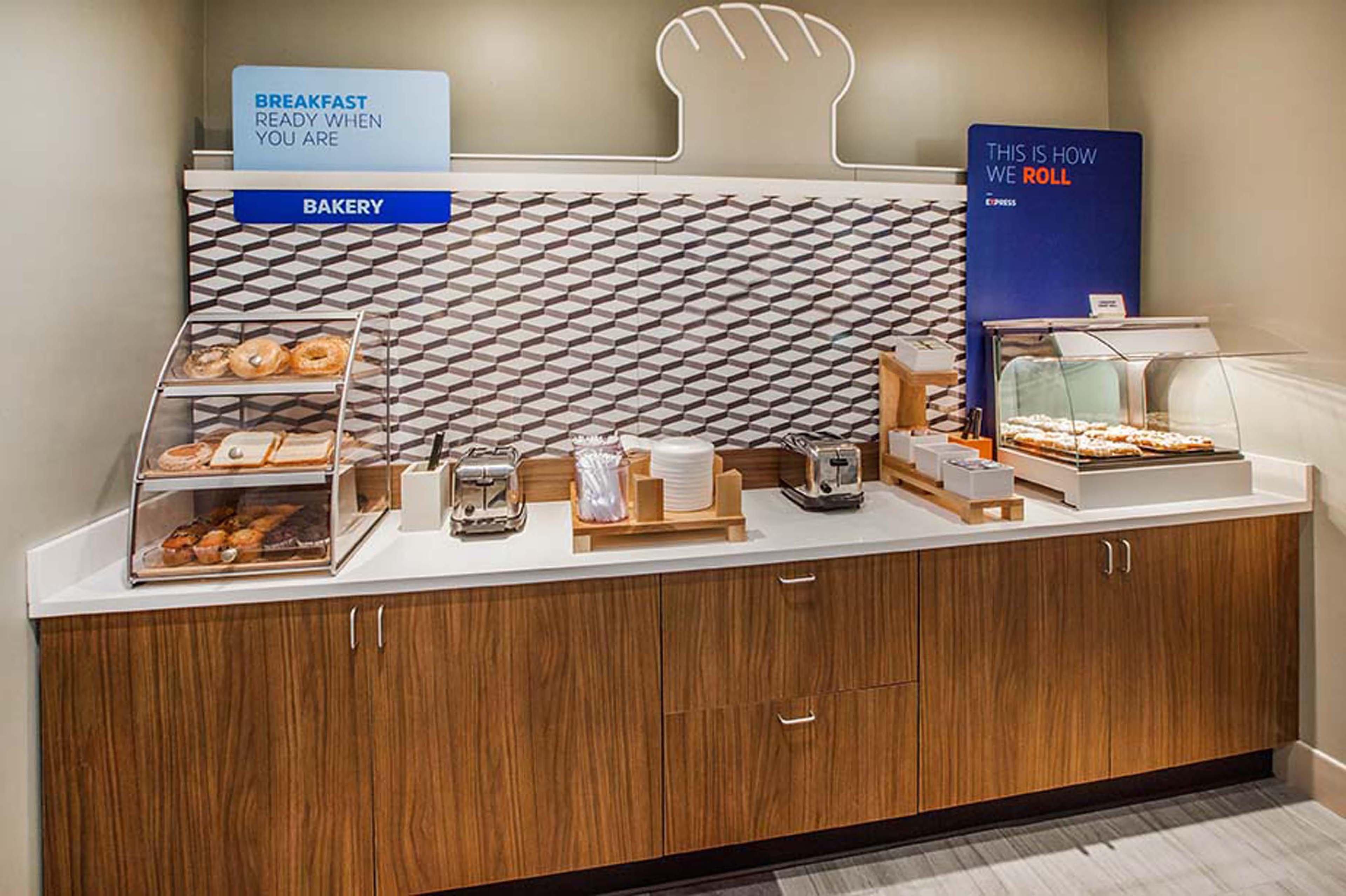 Holiday Inn Express Athens By Ihg Екстер'єр фото